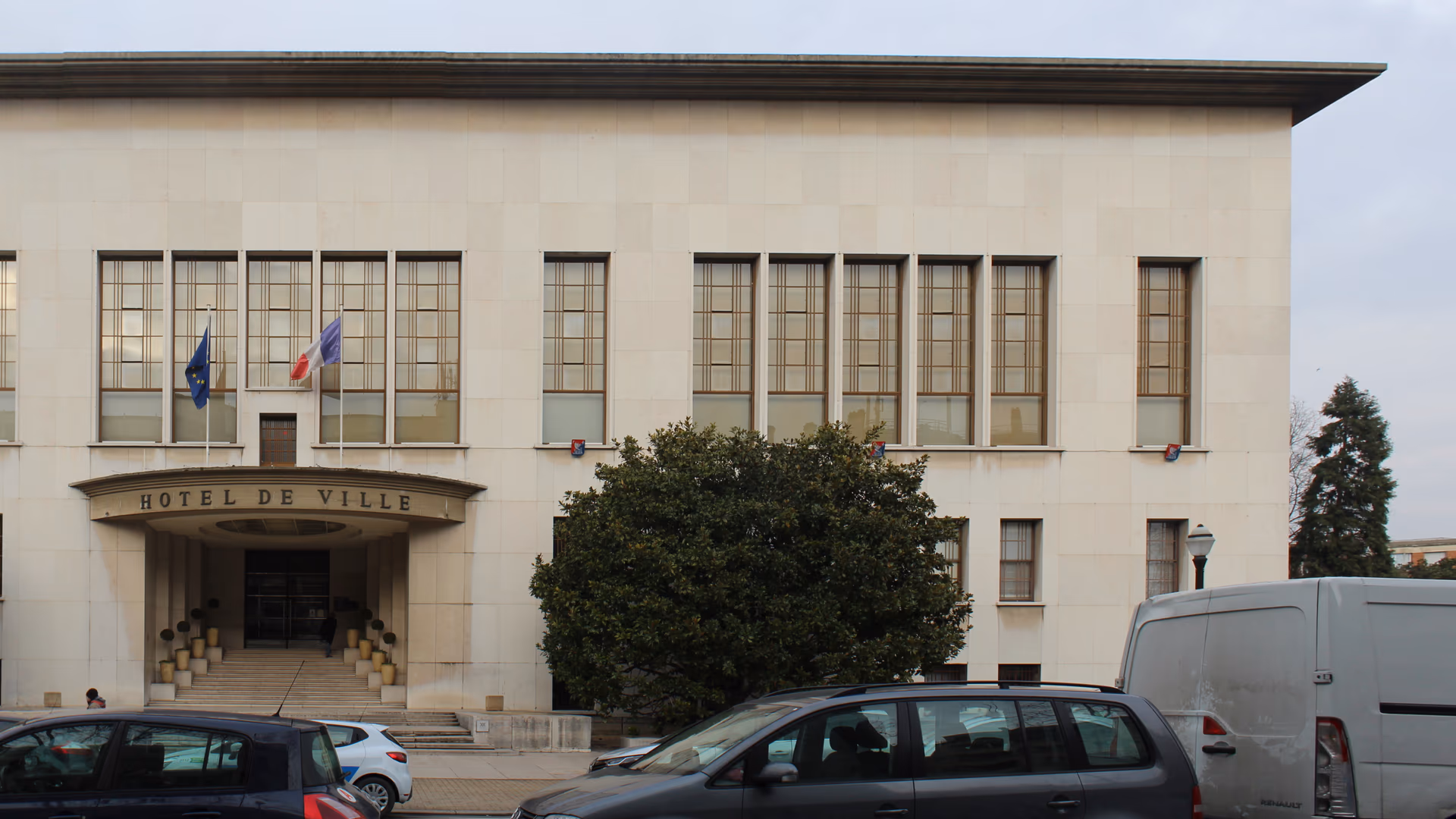 Boulogne-Billancourt (92) — hotel de ville