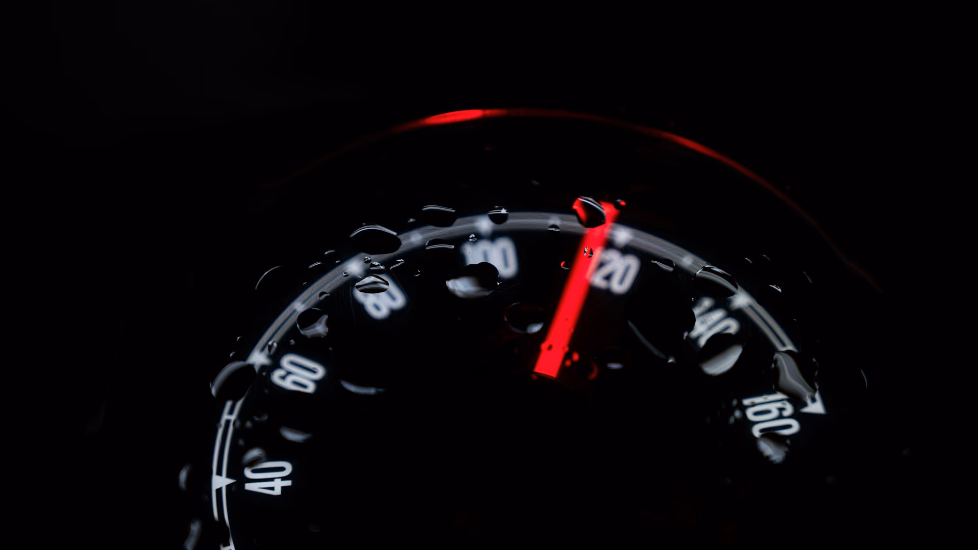 Compteur de vitesse de nuit — assurance auto malus eleve AGI